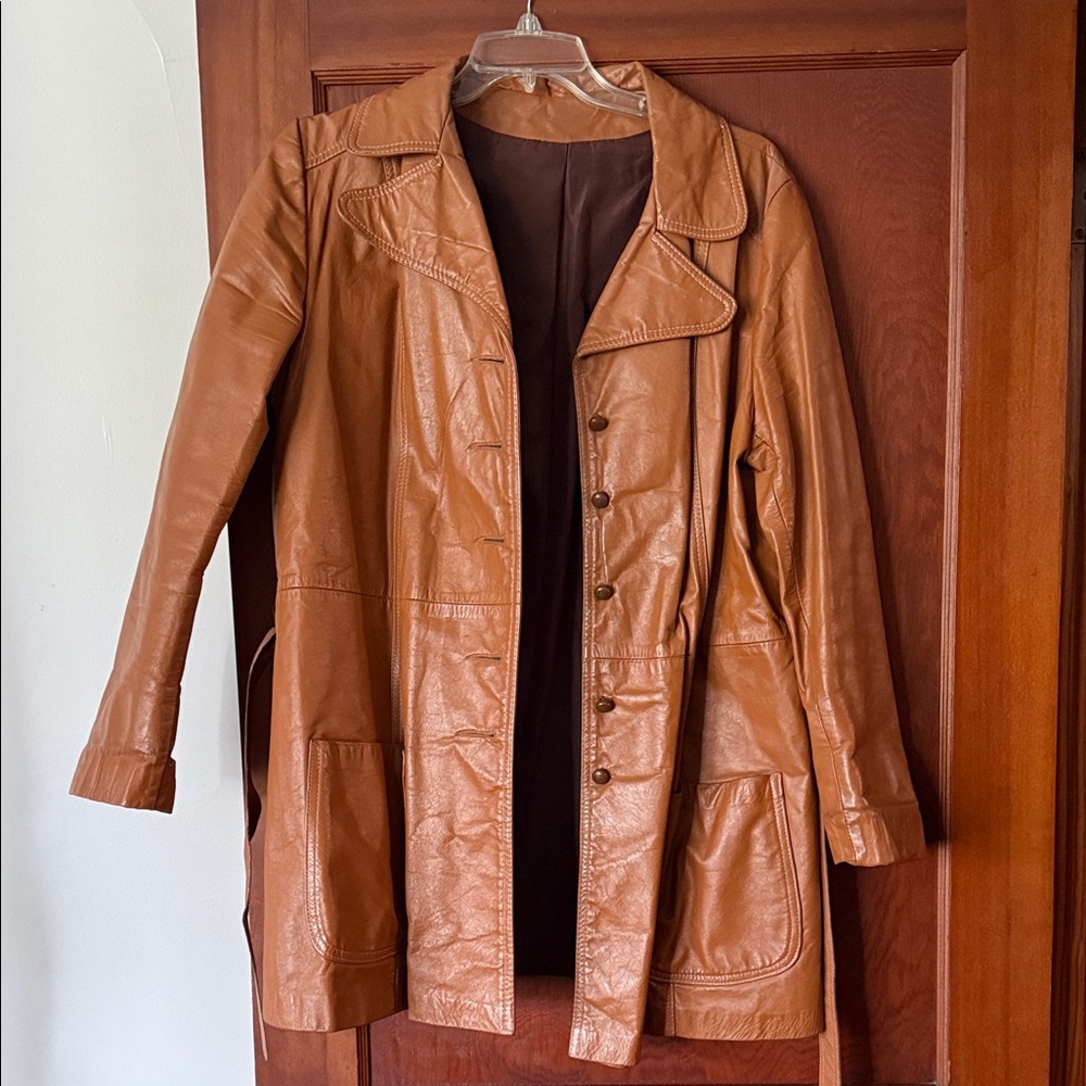 Sears Women's Rich Brown Trench Coat. Vintage. Leather